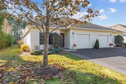 1722 Nooseneck Hill Rd, Coventry, RI 02816