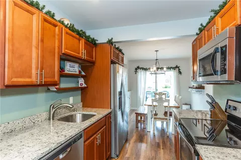 22 Alpine St, Warwick, RI 02889 photo 19