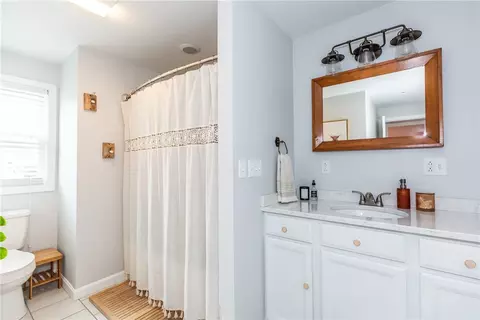 22 Alpine St, Warwick, RI 02889 photo 24