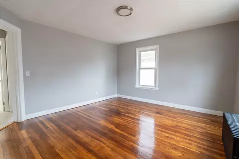 34 Arnold Rd, Coventry, RI 02816 photo 5