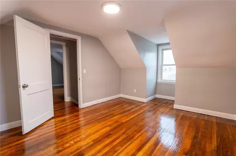 34 Arnold Rd, Coventry, RI 02816 photo 3