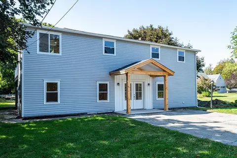 3785 Main Rd, Tiverton, RI 02878