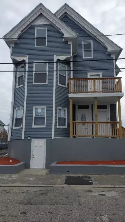 126 Providence St, Providence, RI 02907