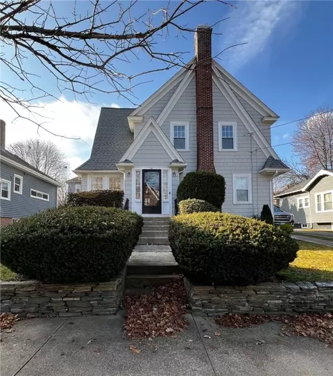 56 Modena Ave, Providence, RI 02908