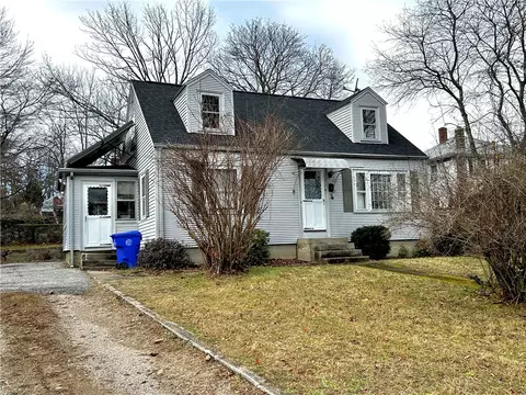 78 Gough Ave, West Warwick, RI 02893