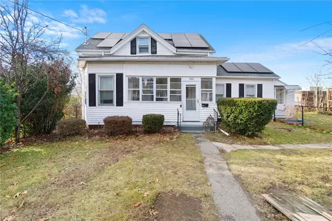 160 Summit St, East Providence, RI 02914