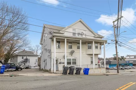 802 Main St, West Warwick, RI 02893