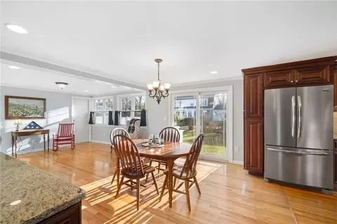 64 Natick Ave, Warwick, RI 02886 photo 9