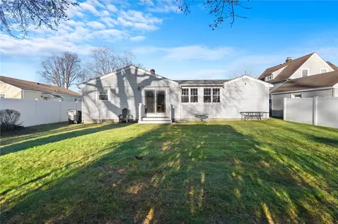 64 Natick Ave, Warwick, RI 02886 photo 33