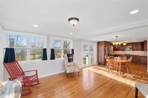 64 Natick Ave, Warwick, RI 02886 photo 14