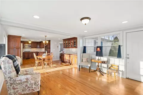 64 Natick Ave, Warwick, RI 02886 photo 12