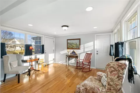 64 Natick Ave, Warwick, RI 02886 photo 15