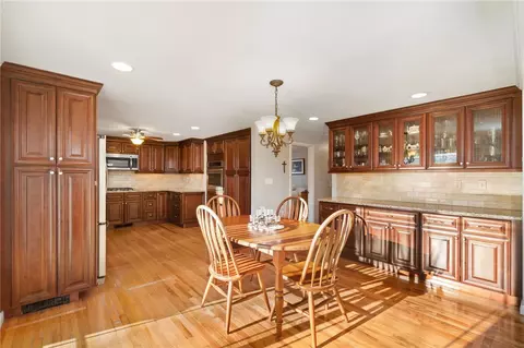 64 Natick Ave, Warwick, RI 02886 photo 10