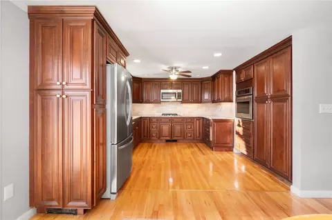 64 Natick Ave, Warwick, RI 02886 photo 5