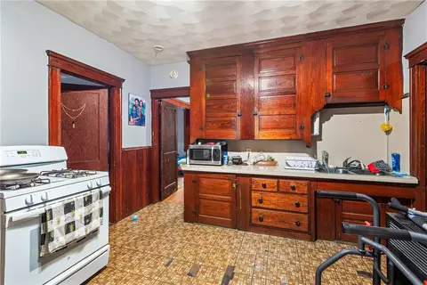 45 Read Ave, Woonsocket, RI 02895 photo 21