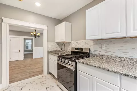 45 Read Ave, Woonsocket, RI 02895 photo 10