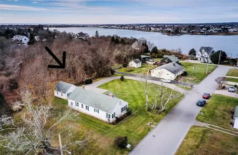 10 Pond View Rd, Narragansett, RI 02882