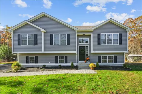 375 Ledge Rd, Coventry, RI 02816