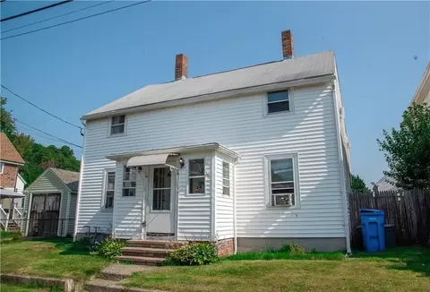 14 Webster St, Lincoln, RI 02865