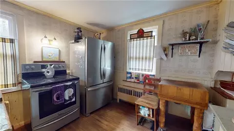 126 W School St, Woonsocket, RI 02895 photo 6