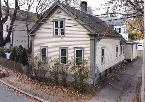 126 W School St, Woonsocket, RI 02895 photo 27
