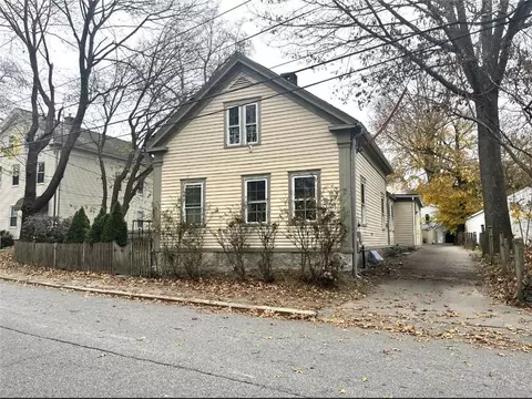 126 W School St, Woonsocket, RI 02895 photo 1