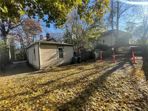 126 W School St, Woonsocket, RI 02895 photo 24