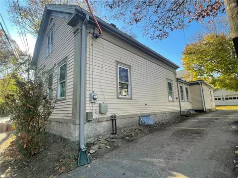 126 W School St, Woonsocket, RI 02895 photo 26
