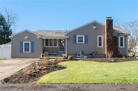 32 Lockhaven Rd, Warwick, RI 02889 photo 3