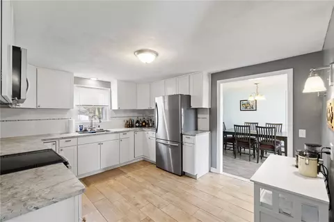 32 Lockhaven Rd, Warwick, RI 02889 photo 6