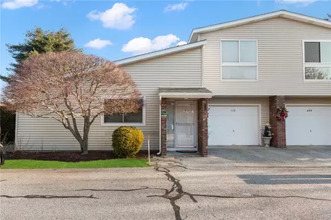 774 Williamsburg Cir, Warwick, RI 02886 photo 22