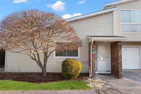 774 Williamsburg Cir, Warwick, RI 02886 photo 23