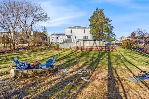 227 Bayberry Rd, Woonsocket, RI 02895 photo 38