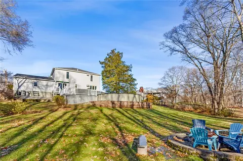 227 Bayberry Rd, Woonsocket, RI 02895 photo 37