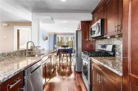 227 Bayberry Rd, Woonsocket, RI 02895 photo 11