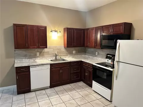 569 Smithfield Rd #14, North Providence, RI 02904