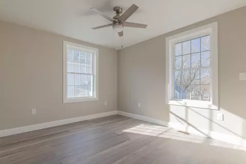 91 Ward St, Woonsocket, RI 02895 photo 10