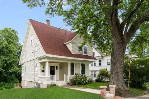 120 Highland St, Woonsocket, RI 02895