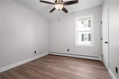 33 Gilbert St, Woonsocket, RI 02895 photo 8