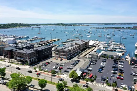 1 Commercial #38A, Newport, RI 02840