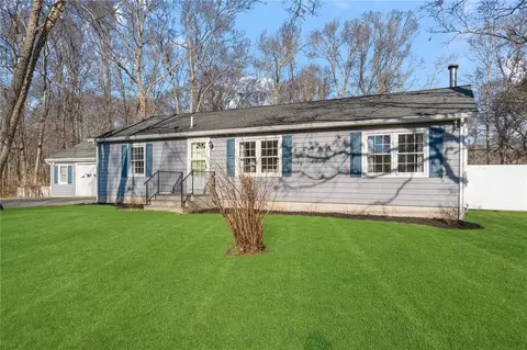 63 Mark Dr, Tiverton, RI 02878