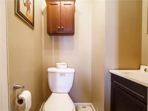 20 Reed St, Warwick, RI 02886 photo 9
