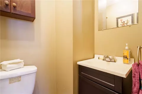 20 Reed St, Warwick, RI 02886 photo 10