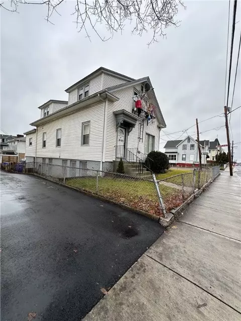 641 Broad St, Central Falls, RI 02863 photo 10