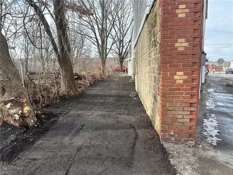 View/Area - 530 River St, Woonsocket, RI 02895 photo 1 of 1