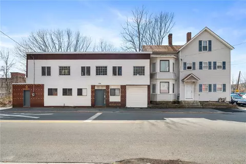 530 River St, Woonsocket, RI 02895