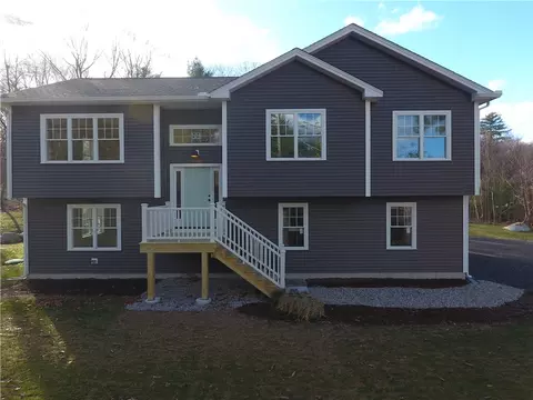 72 E Killingly Rd, Foster, RI 02825