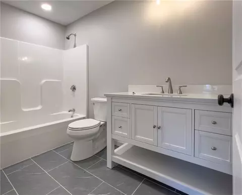 72 E Killingly Rd, Foster, RI 02825 photo 15