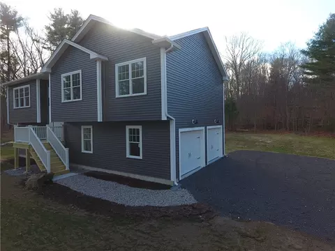 72 E Killingly Rd, Foster, RI 02825 photo 2