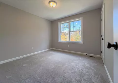 72 E Killingly Rd, Foster, RI 02825 photo 13